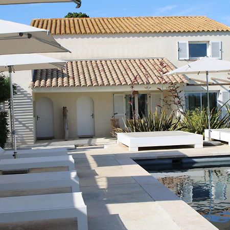 Mas Des Cabidoules Bed & Breakfast Saintes-Maries-de-la-Mer Bagian luar foto