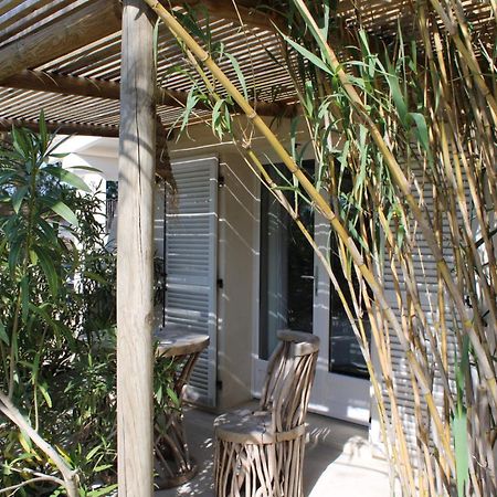 Mas Des Cabidoules Bed & Breakfast Saintes-Maries-de-la-Mer Bagian luar foto