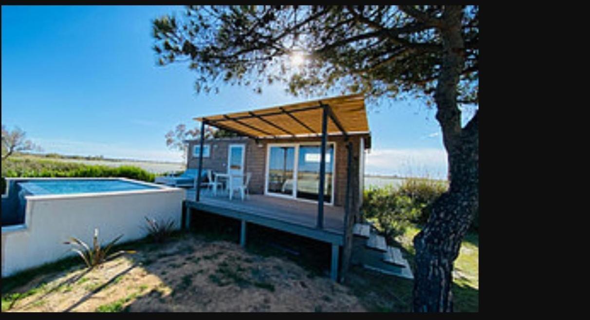 Mas Des Cabidoules Bed & Breakfast Saintes-Maries-de-la-Mer Bagian luar foto