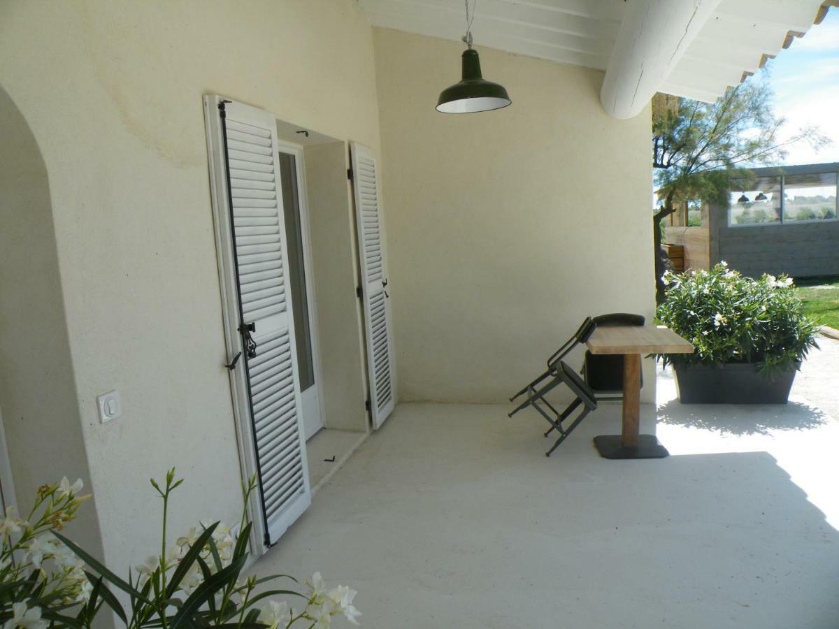 Mas Des Cabidoules Bed & Breakfast Saintes-Maries-de-la-Mer Bagian luar foto