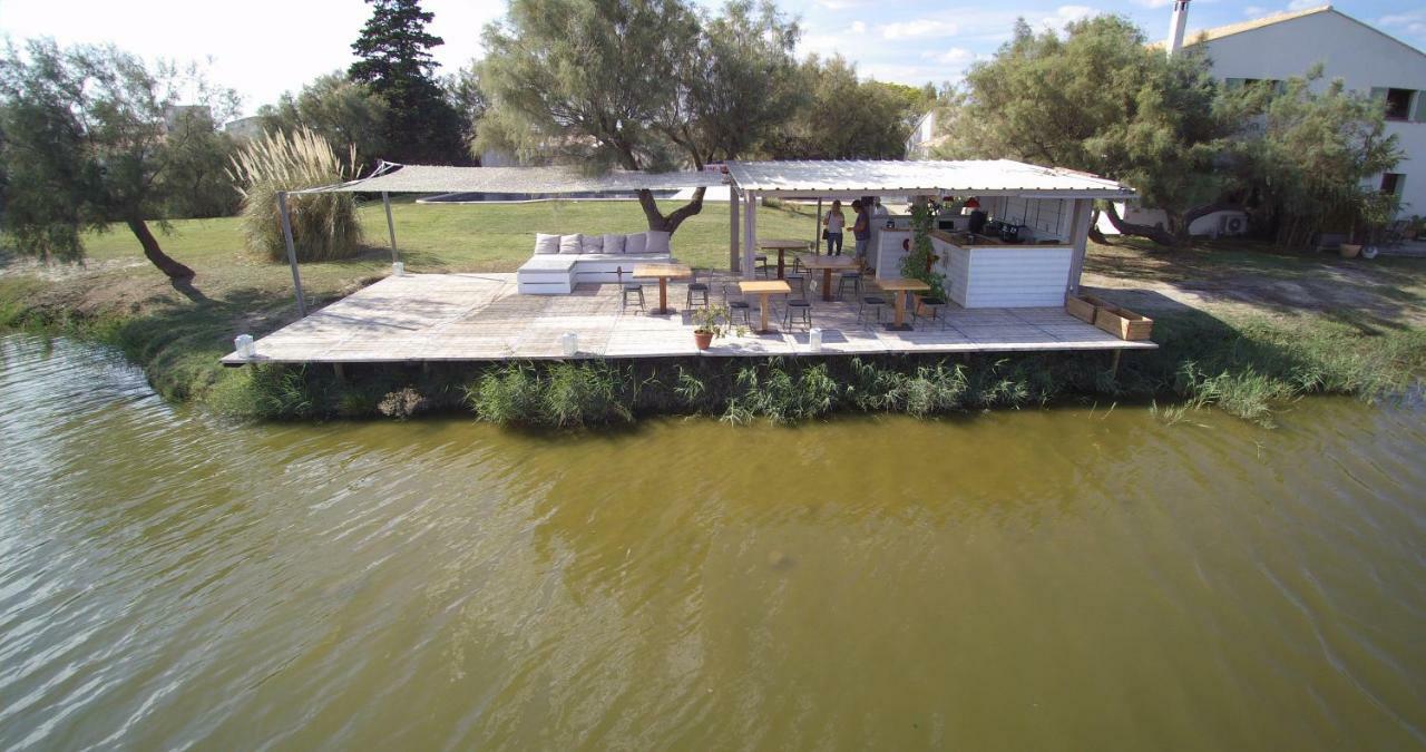 Mas Des Cabidoules Bed & Breakfast Saintes-Maries-de-la-Mer Bagian luar foto