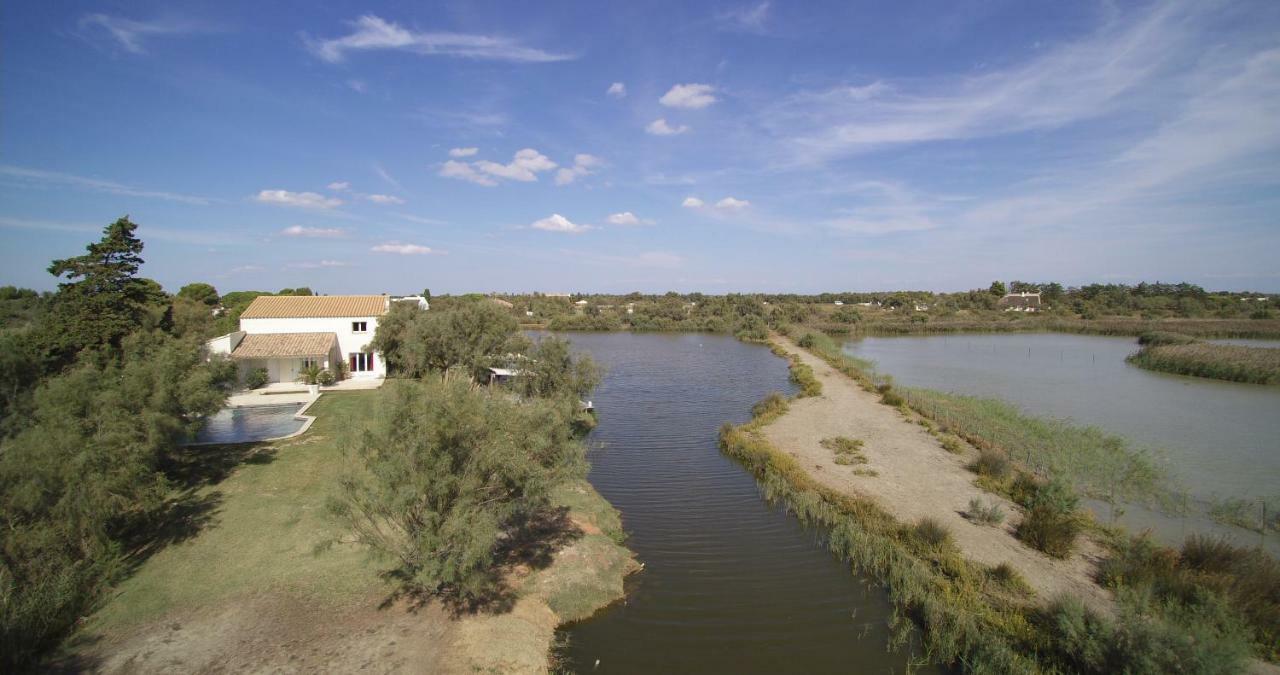 Mas Des Cabidoules Bed & Breakfast Saintes-Maries-de-la-Mer Bagian luar foto