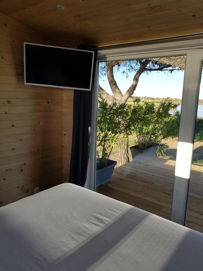 Mas Des Cabidoules Bed & Breakfast Saintes-Maries-de-la-Mer Bagian luar foto